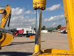 Hydraulics with Bucket Cylinder