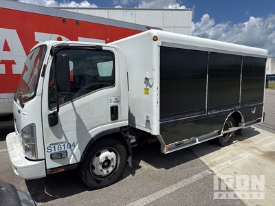 2018 Chevrolet C7H042 4x2 6 Bay Ciężarówka do przewozu napojów (Inoperable)