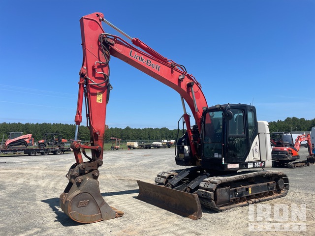を見 Excavators