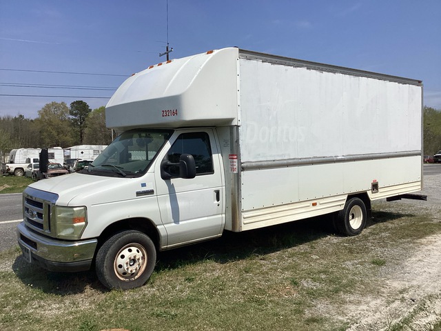 2008 Ford E-350 Cutaway 4x2 Cargo Van