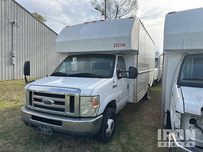 2008 Ford E-350 Cutaway Cargo Van
