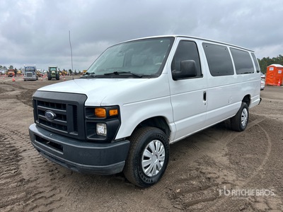 2009 Ford E-350 Passenger Van