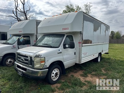 2008 Ford E-350 Cutaway Cargo Van