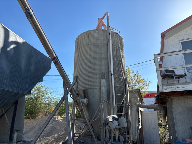 Custom Built Electric Concrete Plant And Forms