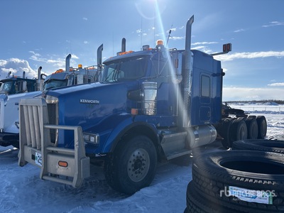 2012 Kenworth T800 Tri/A Sleeper Truck Tractor (Inoperable)