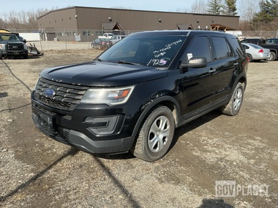 2016 Ford Explorer AWD SUV