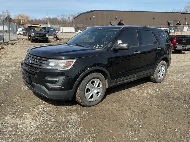 2017 Ford Explorer AWD SUV