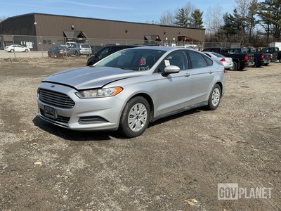 2013 Ford Fusion S Sedan