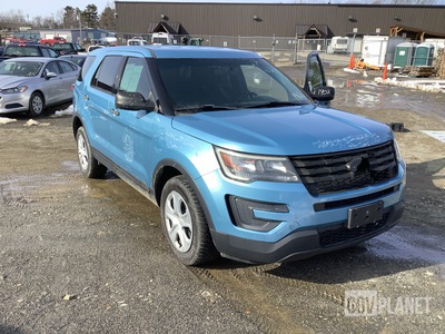 2017 Ford Explorer AWD SUV