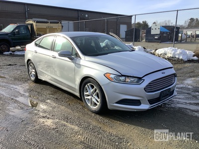 2016 Ford Fusion SE Sedan