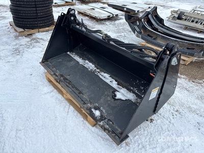 2023 74 in Multi-Purpose Skid Steer Bucket
