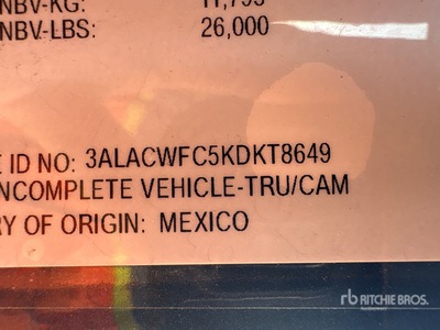 2019 Freightliner M2 106 4x2 Camion fourgon