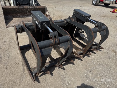 2023 Bobcat 66 in スキッドステア用グラップルバケット - Fits Bobcat GRPL 66 Root