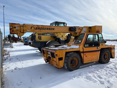 2009 Broderson IC-80-3H 18000 lb 4x4x4 Fahrzeugkran (Inoperable)