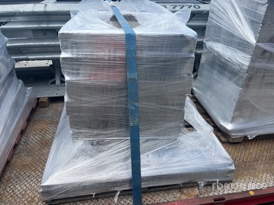 Quantity of (31) pavement stones