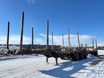 2012 Superior 32 ft Tri/A B-Train Lead Short Wood Log Trailer