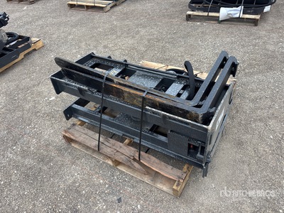 2025 ARTEER RPT-42L 48 in Hydraulic Skid Steer Forks (Unused)