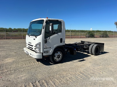 2017 Isuzu NRR 4x2 Cab and Chassis