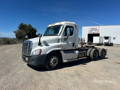2012 Freightliner Cascadia 125 6x4 T/A Day Cab Truck Tractor
