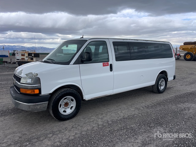 2012 Chevrolet Express 2012 Chevrolet Express 14 Passenger Van
