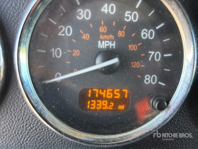 2010 Peterbilt 365 شاحنة شفط و حفر