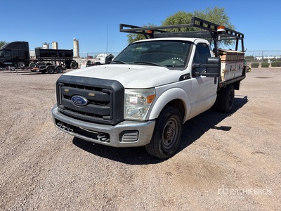 2016 Ford F-250 XL 4x2 Flatbed Truck