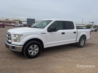 2017 Ford F-150 XLT 4x2 Crew Cab بيك اب