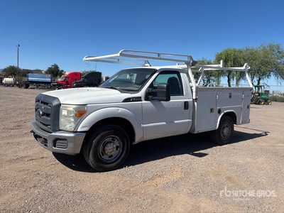 2013 Ford F-250 XL 4x2 Utility Truck