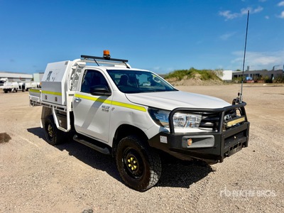 2016 Toyota Hilux 4x4 Pickup