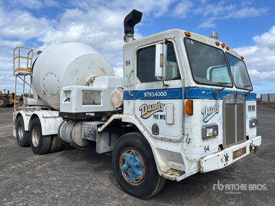 1988 Kenworth L700 6x4 Mixer Truck