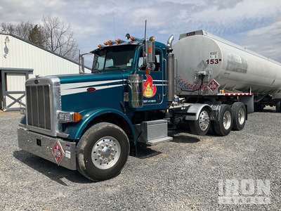 2006 Peterbilt 378 8x4 Tri/A Day Cab Truck Tractor