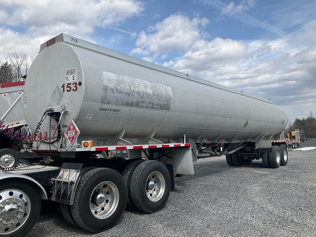 1996 Heil M967 12500 gal T/A Tanker Trailer 1996 Heil M967 12500 gal T/A Tanker Trailer