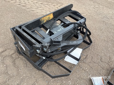 2025 ARTEER RPT-42L 44 in Rotating Hydraulic Skid Steer Forks (Unused)