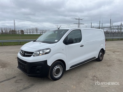 2023 Opel Vivaro 1.5 75 KW KA L2H1 Selection panel van L2H1 Cargo Van