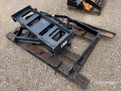 2025 ARTEER RPT-42L 42 in Rotating Hydraulic Skid Steer Forks (Unused)