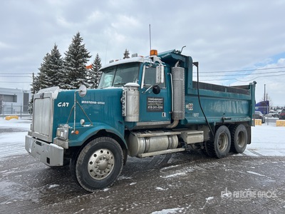 2000 International 4900 6x4 T/A Dump Truck