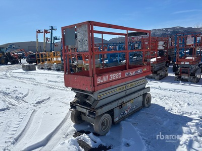 2000 Skyjack SJ3220 Electric منصة رفع متحركة
