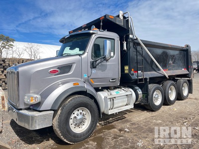 2019 Peterbilt 567 8x4 Camion à benne basculante Tri/E