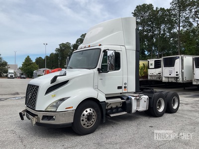 2020 Volvo VNL 300 6x4 T/A Day Cab Truck Tractor