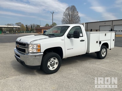 2013 Chevrolet Silverado 2500HD 4x2 Utility Truck
