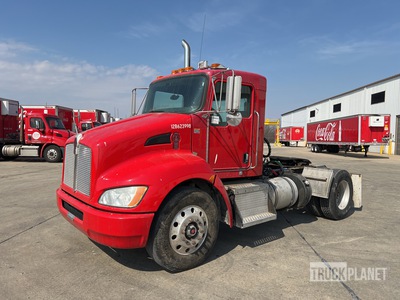 2012 Kenworth T370 4x2 S/A Day Cab Truck Tractor