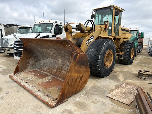1997 John Deere 744H Wheel Loader