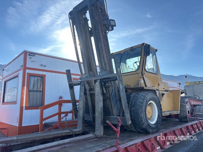 1992 Cat V300 Forklift
