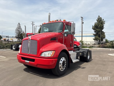 2011 Kenworth T370 Hybrid 4x2 S/A Day Cab Truck Tractor
