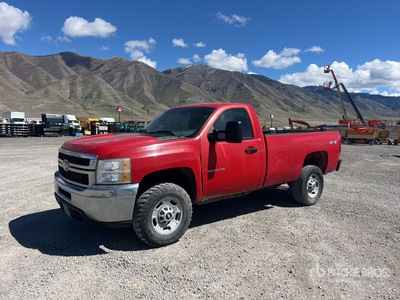 2013 Chevrolet 2500 4x4 بيك اب