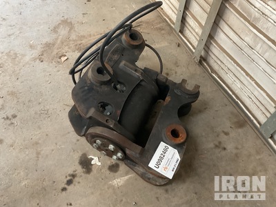 2015 Helac PT08 8 in excavator couple Excavator Coupler - Fits DX85 excavator