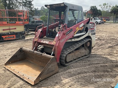 2018 Takeuchi TL8 Kompaktowa ładowarka gąsienicowa