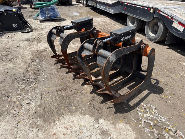 2022 Bobcat 66RG Skid Steer Grapple Bucket