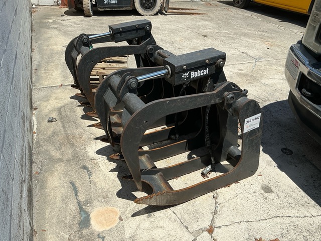 2021 Bobcat 72 in Root Grapple 2021 Bobcat 72 in Root Grapple