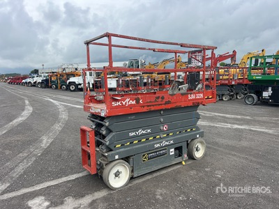 2016 Skyjack SJ III 3226 Electric Scissor Lift